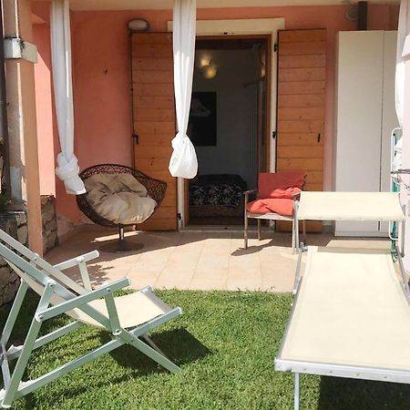مانربا ديل جاردا Luxury Apartments - Le Fate - Residence With Pool المظهر الخارجي الصورة