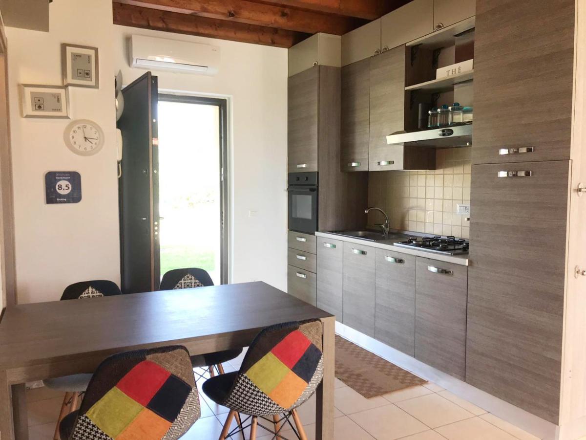 مانربا ديل جاردا Luxury Apartments - Le Fate - Residence With Pool المظهر الخارجي الصورة