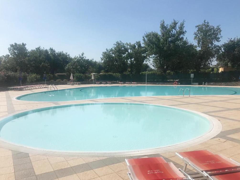 مانربا ديل جاردا Luxury Apartments - Le Fate - Residence With Pool المظهر الخارجي الصورة