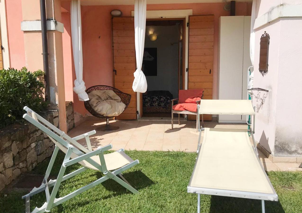 مانربا ديل جاردا Luxury Apartments - Le Fate - Residence With Pool المظهر الخارجي الصورة