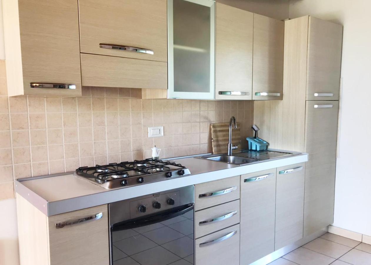 مانربا ديل جاردا Luxury Apartments - Le Fate - Residence With Pool المظهر الخارجي الصورة