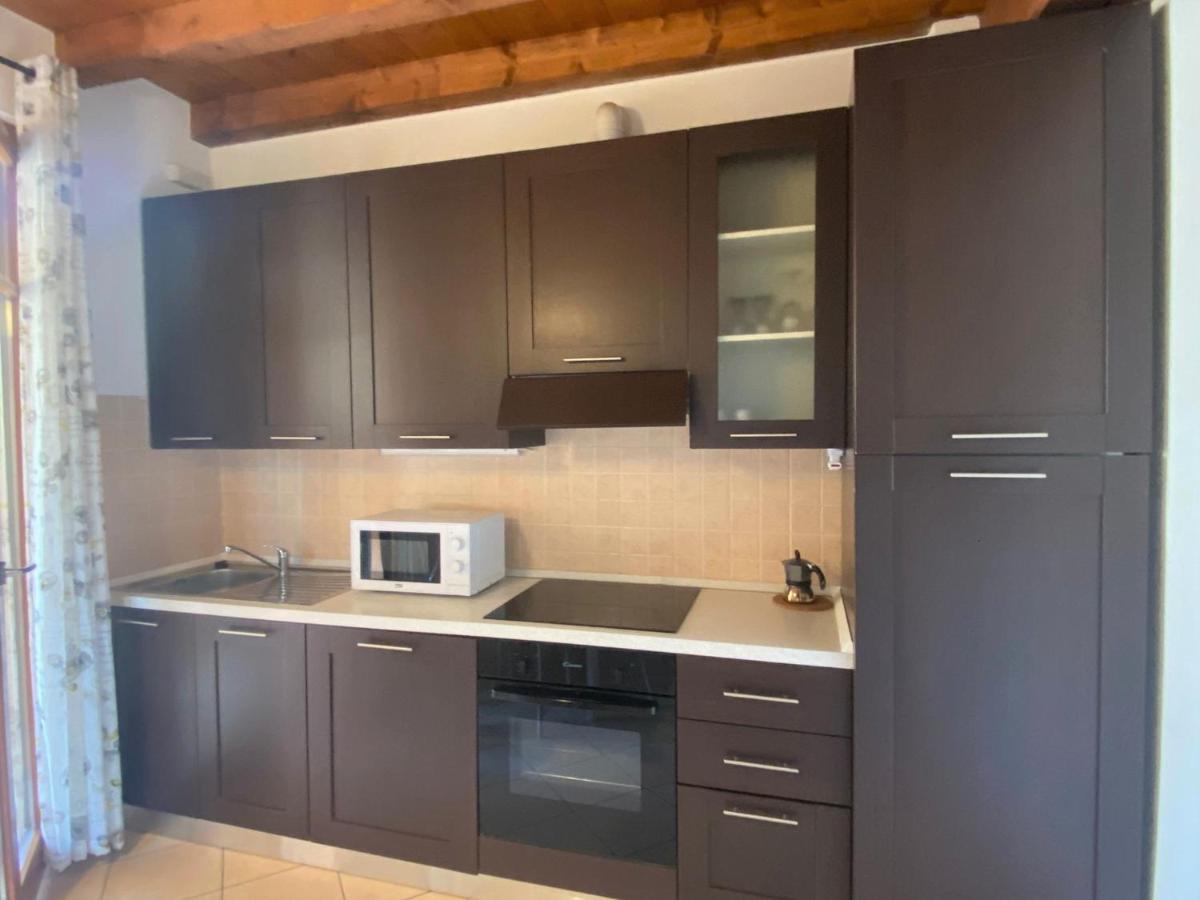 مانربا ديل جاردا Luxury Apartments - Le Fate - Residence With Pool المظهر الخارجي الصورة